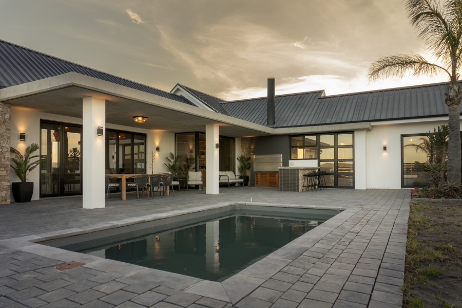 4 Bedroom Property for Sale in Kromme River Estate Eastern Cape